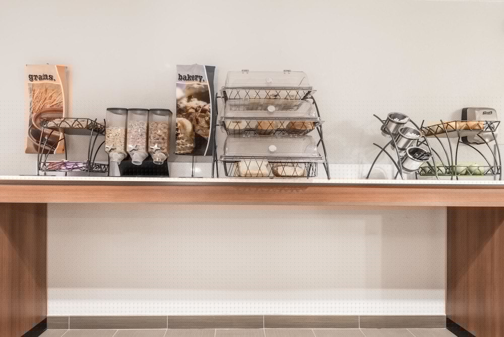 Microtel Inn And Suites By Wyndham Sweetwater 14/34