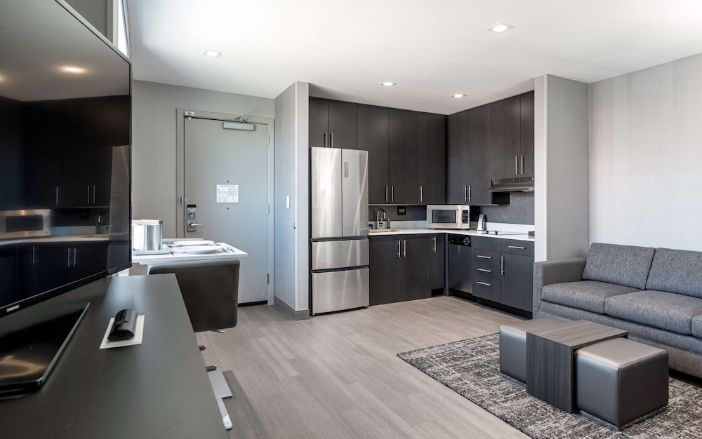 Homewood Suites By Hilton Boston Logan Airport Chelsea 45/67