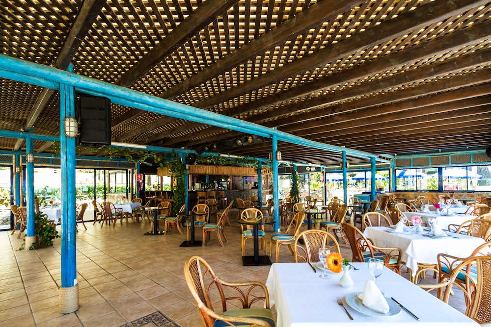 BLUEBAY BEACH CLUB 18/41