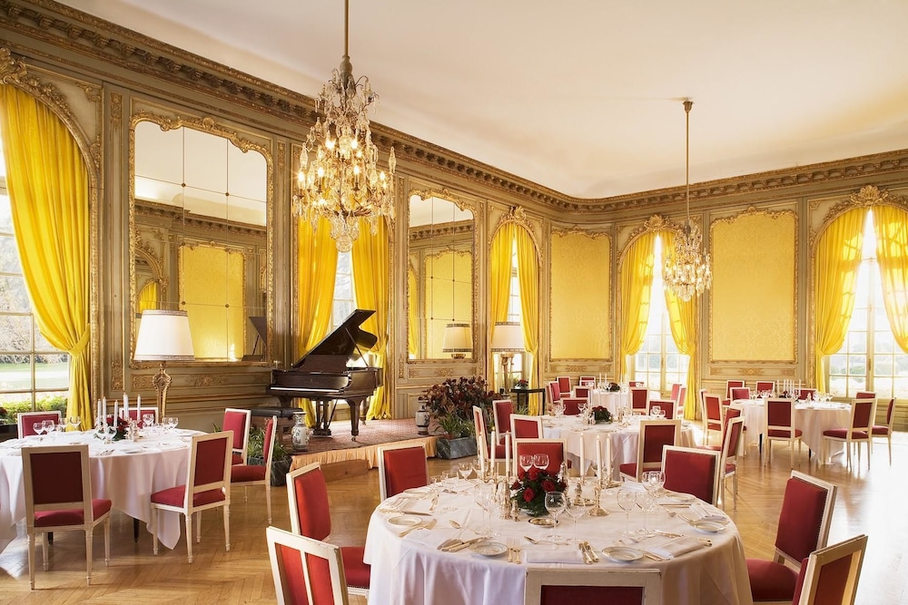 Chateau D artigny 57/69