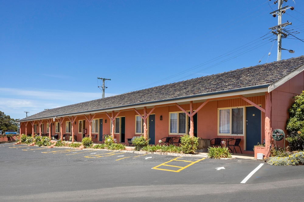 Swansea on the Beach Motor Inn 1/59