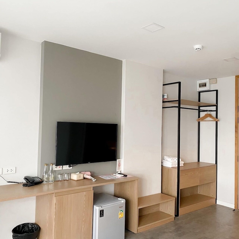 Rico Hotel Ratchadapisek 32 39/43