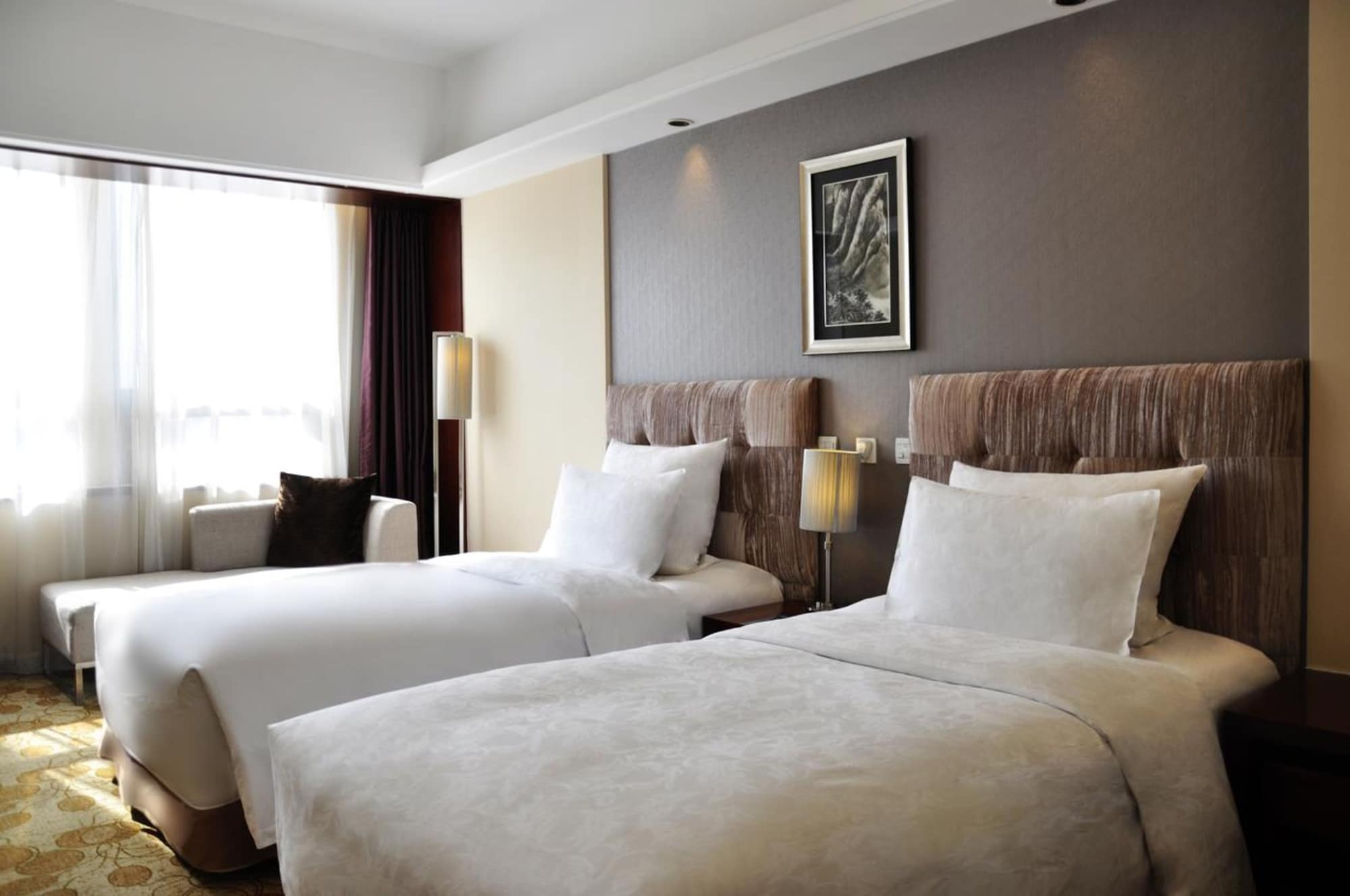 SUPERIOR, TWIN BEDS