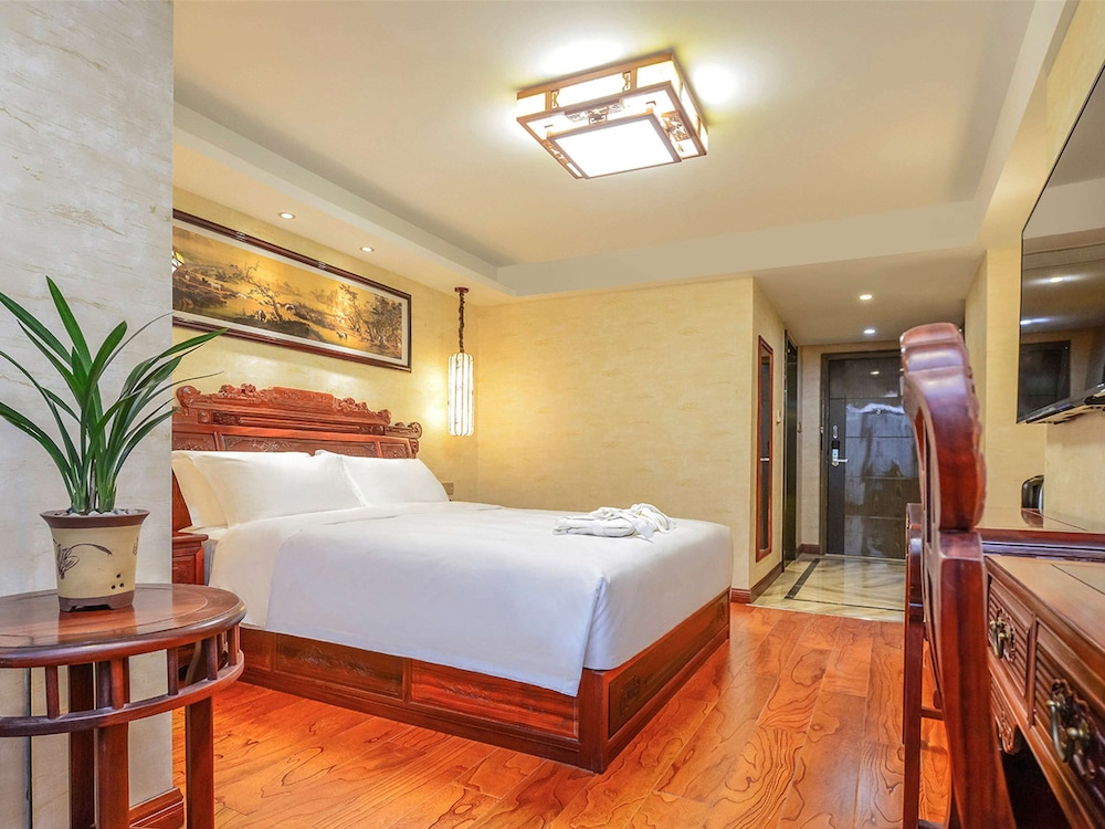 Mercure Chongqing Downtown 13/73