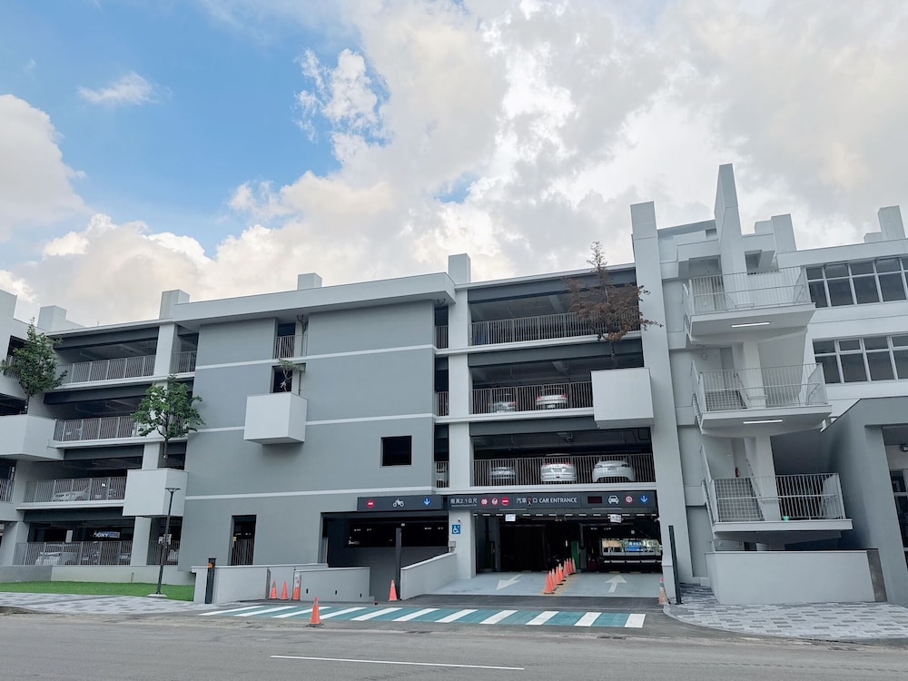 Kiwi Express Hotel 53/59