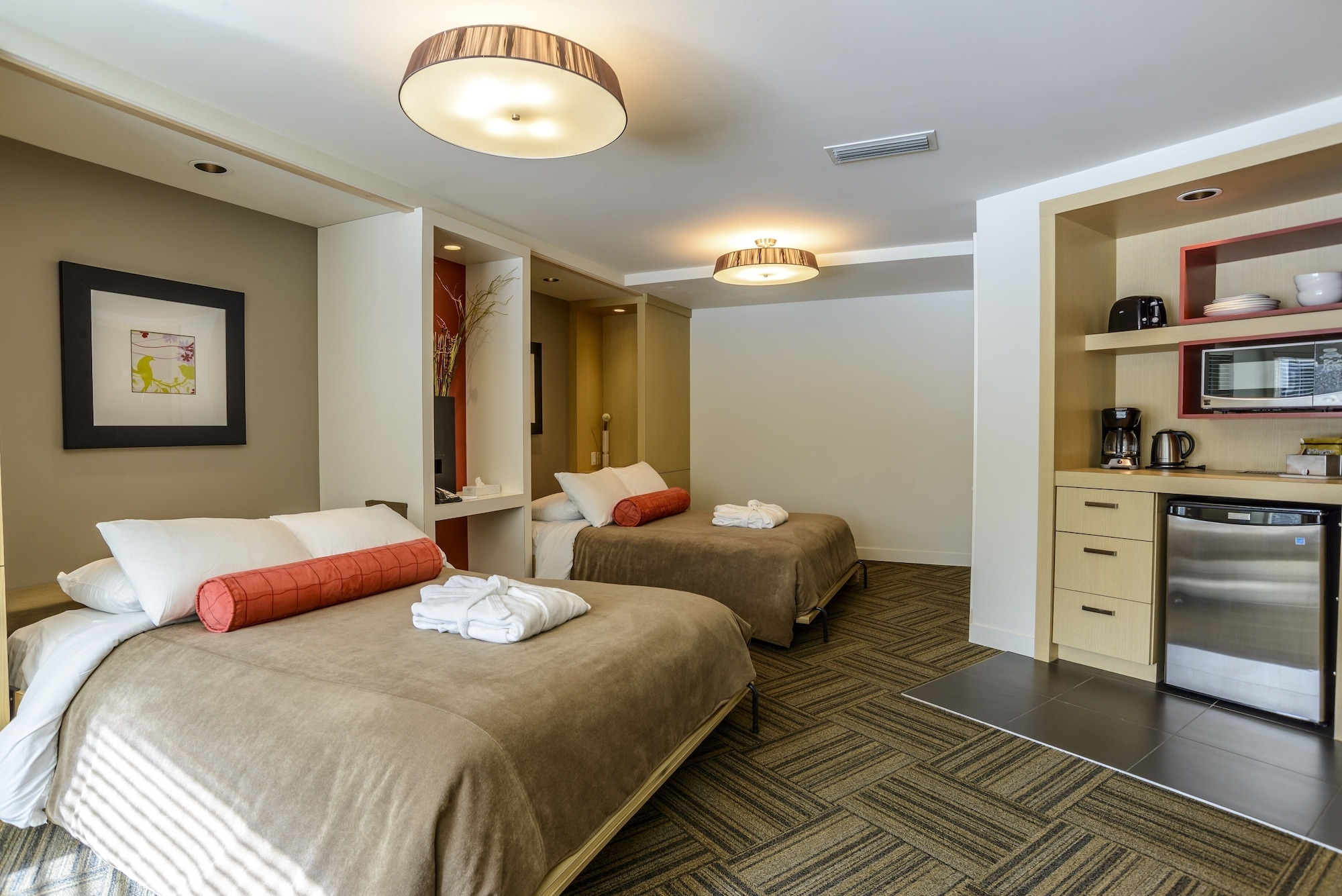 SIGNATURE, STUDIO, SUITE, RIVER VIEW