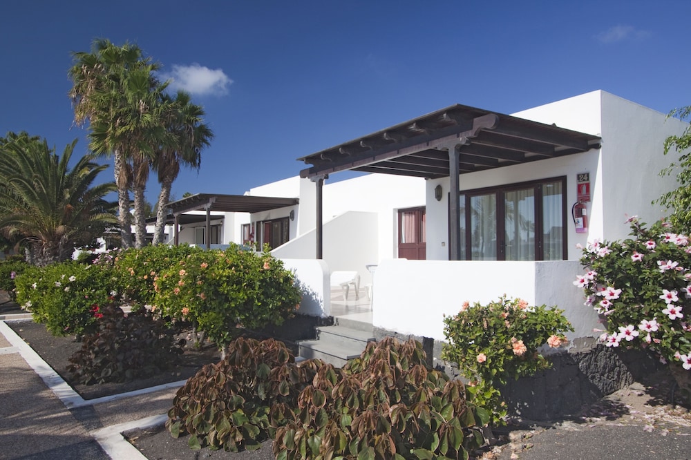 Playa Limones Bungalow in YAIZA