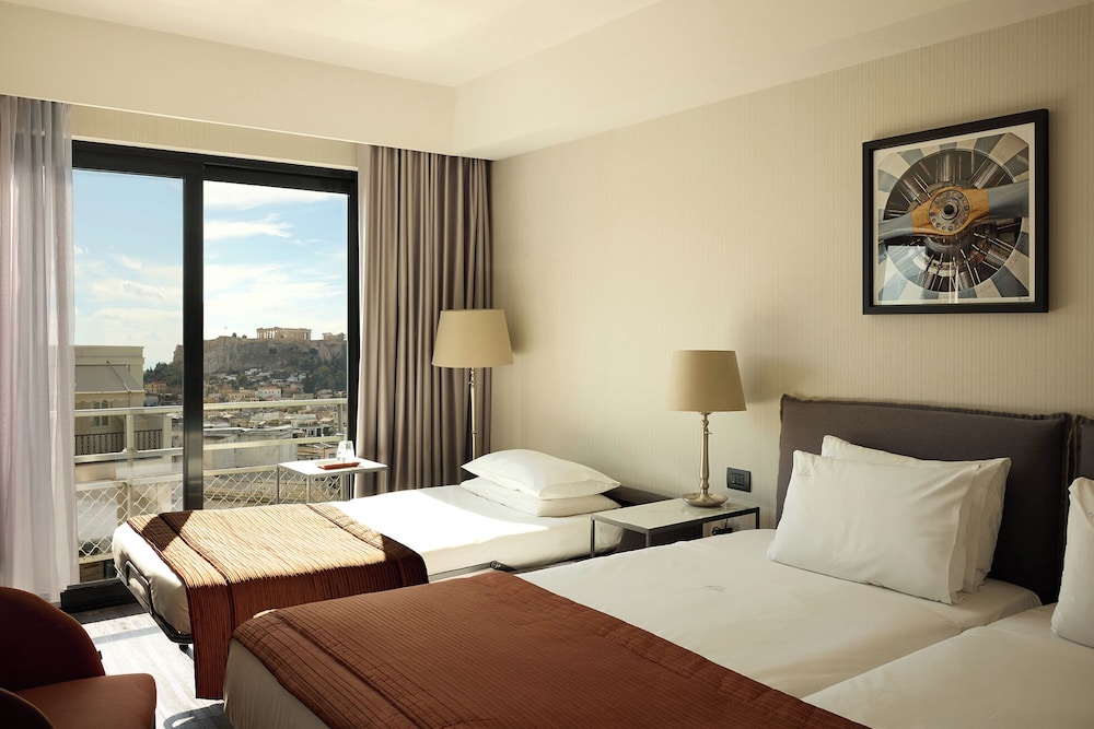Astor Hotel 17/69