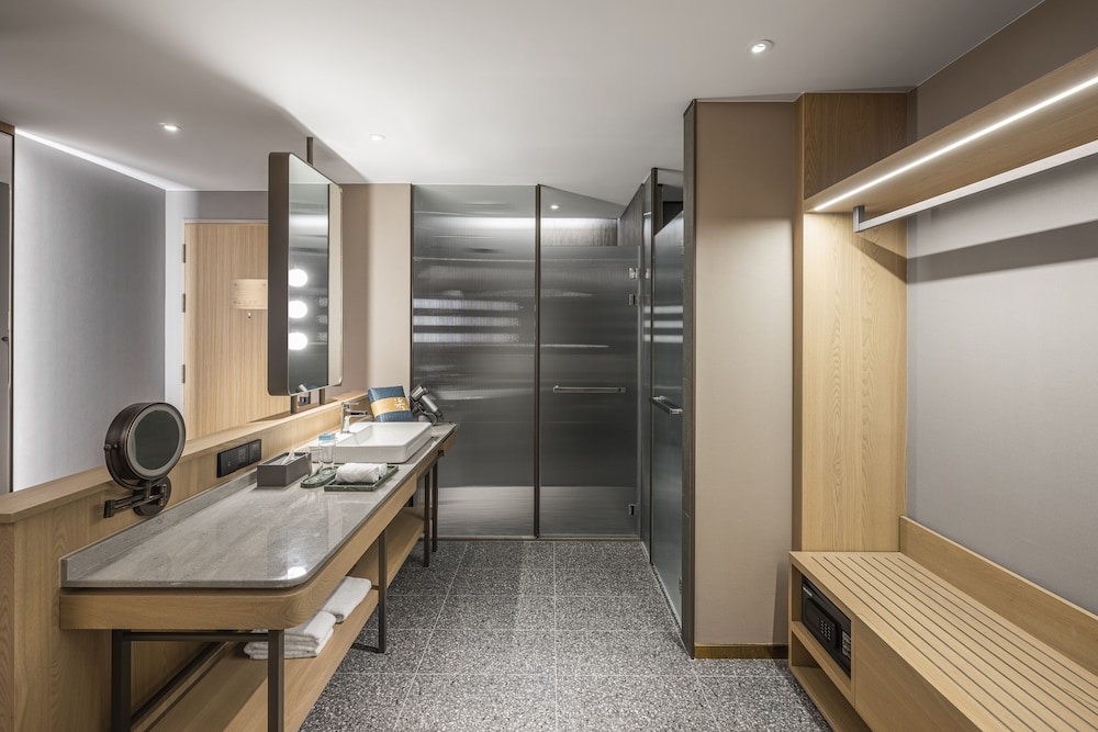 TAI Urban Resort 20/48