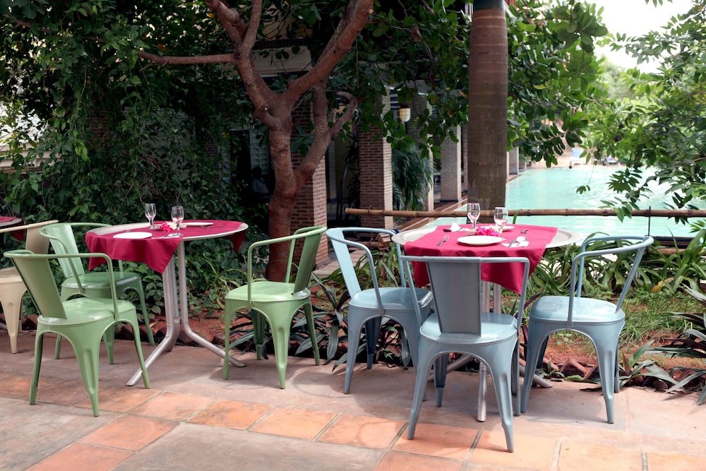 Hotel Mango Hill 32/50
