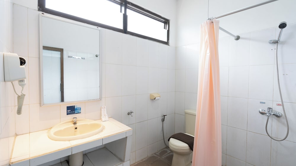 Selecta Hotel Batu Malang - Adults Only 48/50