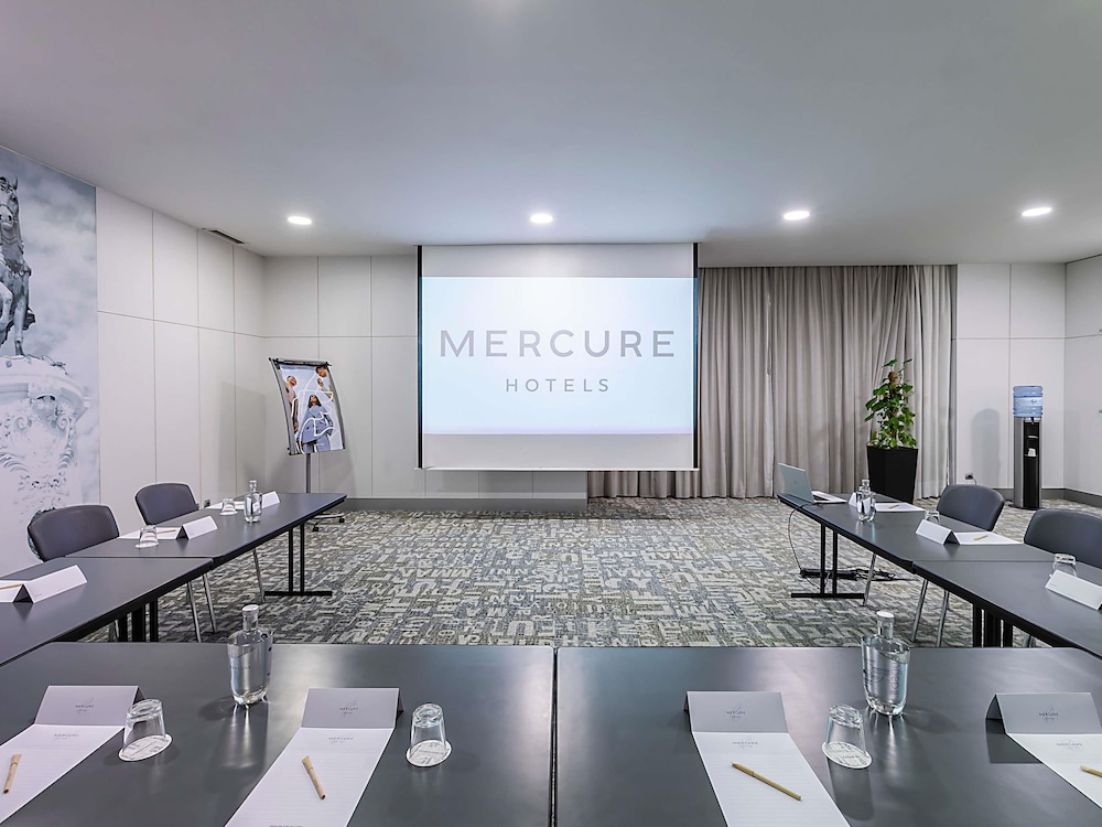 Mercure Lisboa 69/73