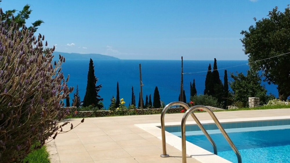 Erofili Villas 18/50