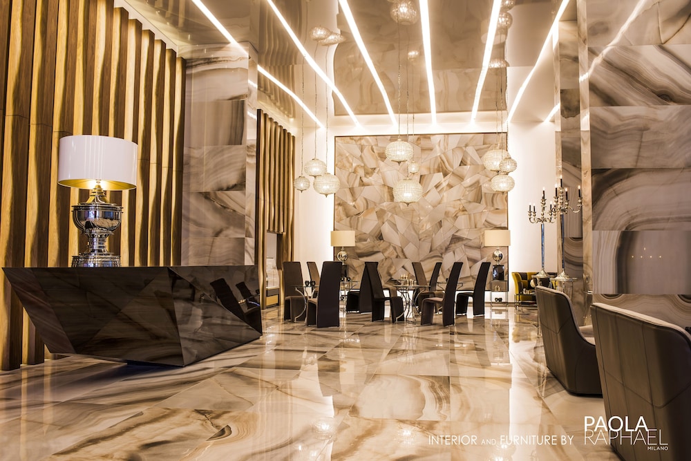 Royal Tulip Achrafieh 46/69