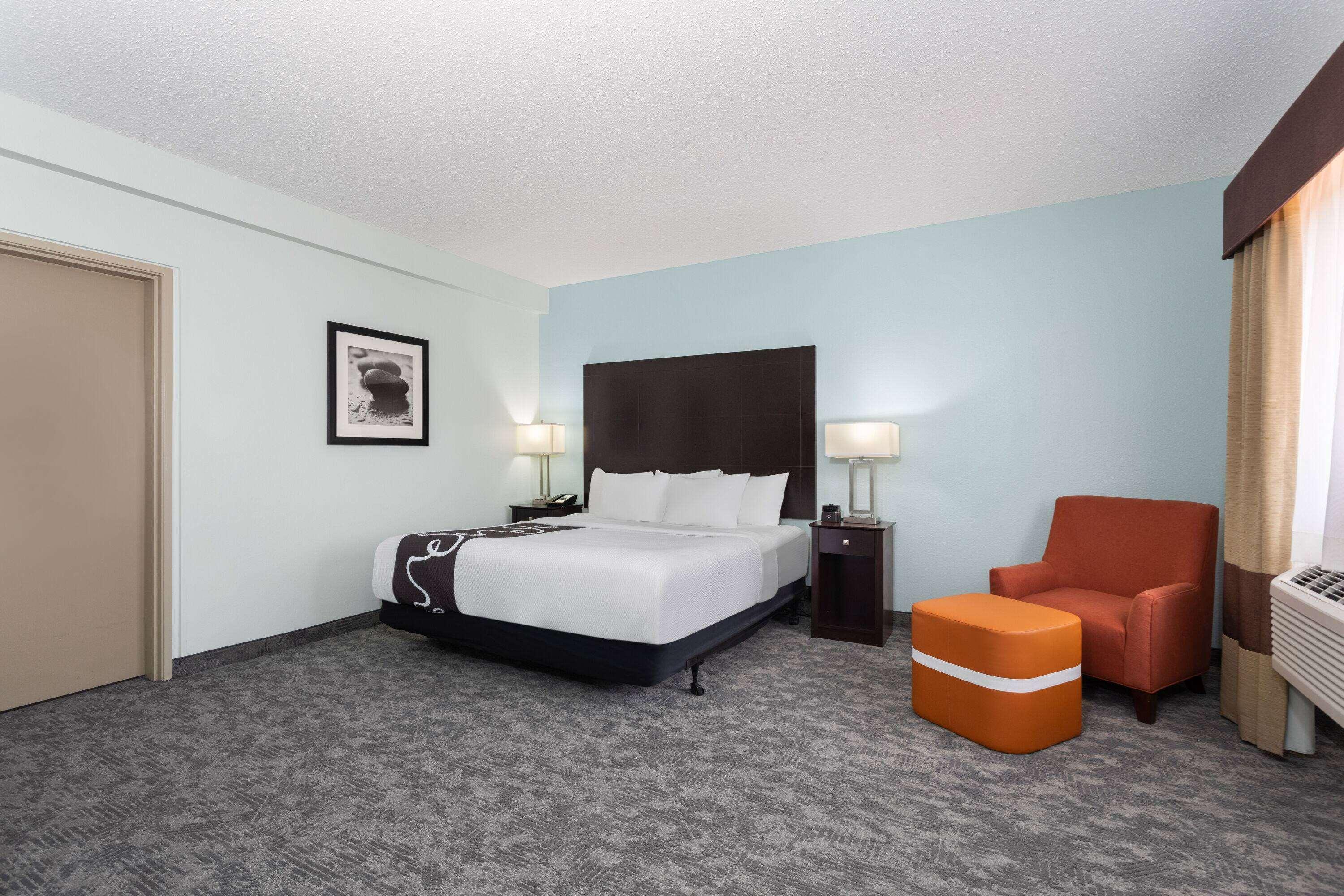 Suite, King Bed