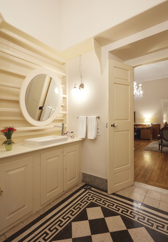 Villa Levante Boutique Class 8/46