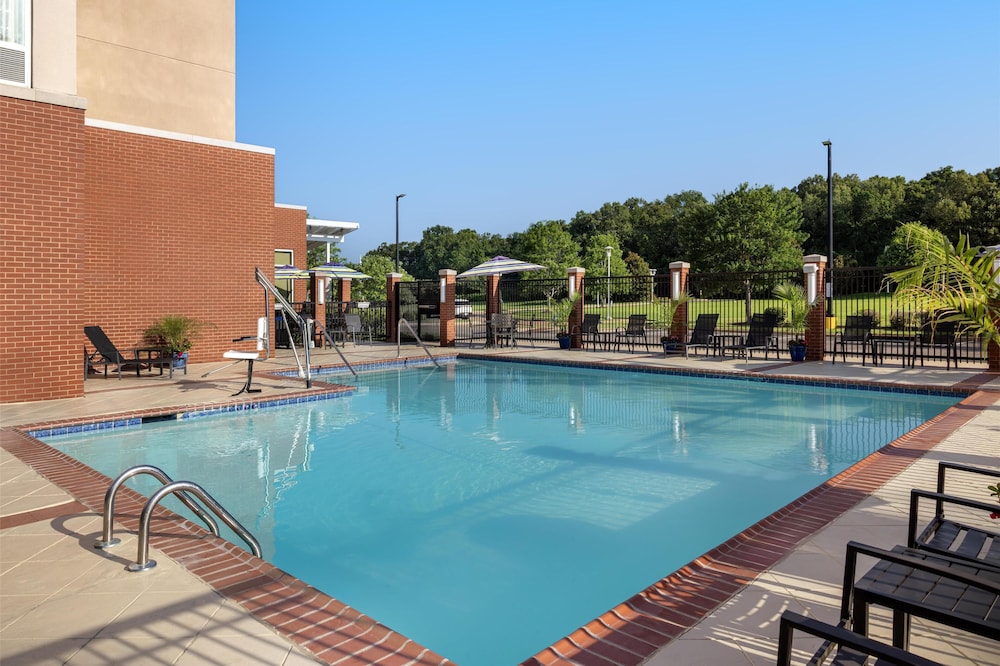 Hyatt Place Memphis/Germantown 36/64