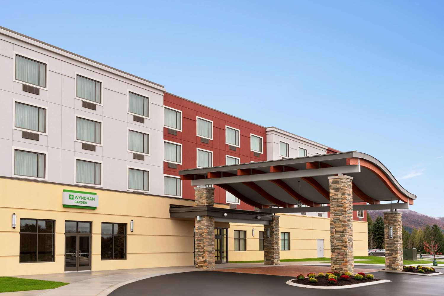 Wyndham Garden State College 4/47