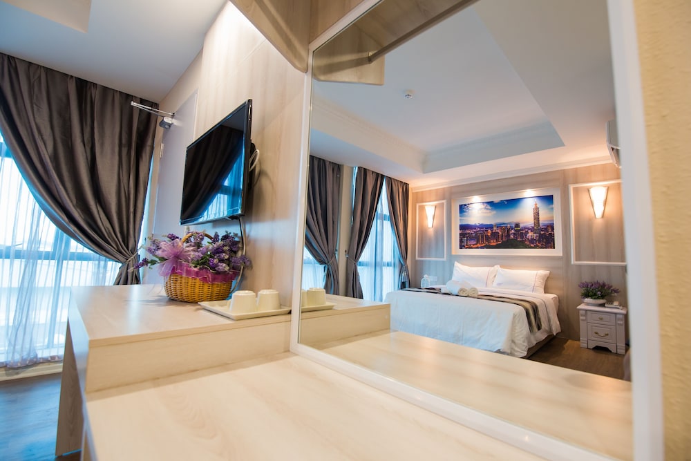 Lavender Inn Usj 9/22