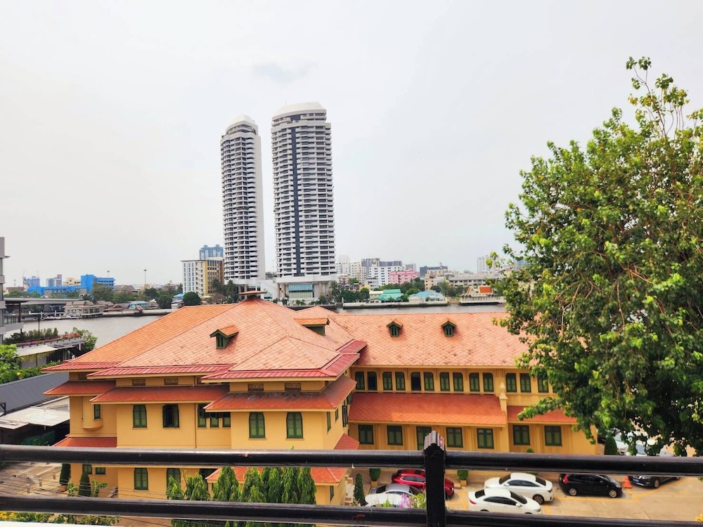 Khaosan Art Hotel 4/75