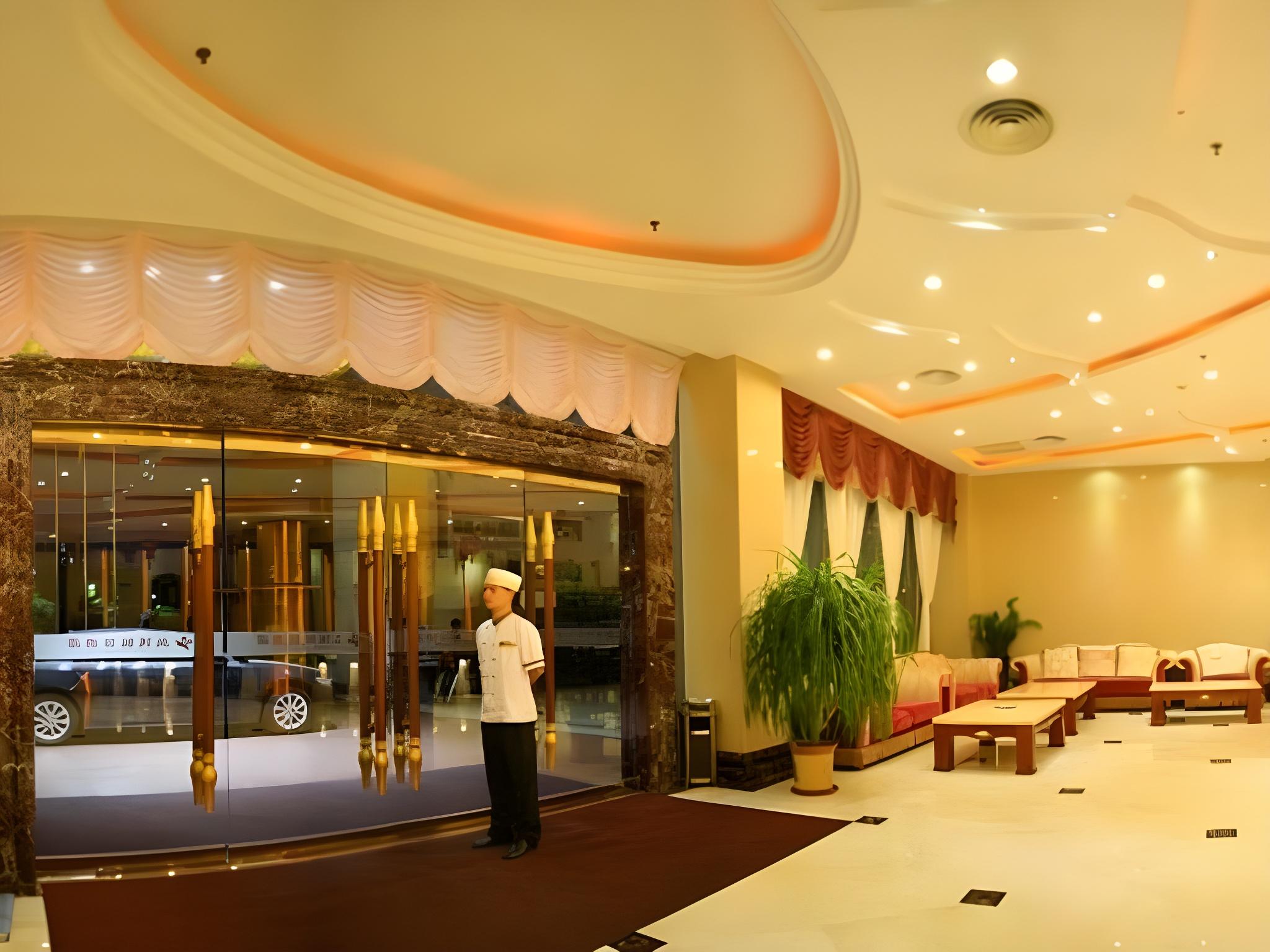 Yijian Haoting Holiday Hotel 10/46