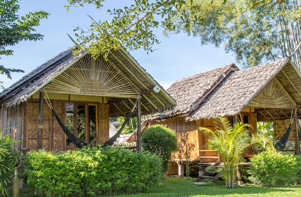 Pai Country Hut 39/50