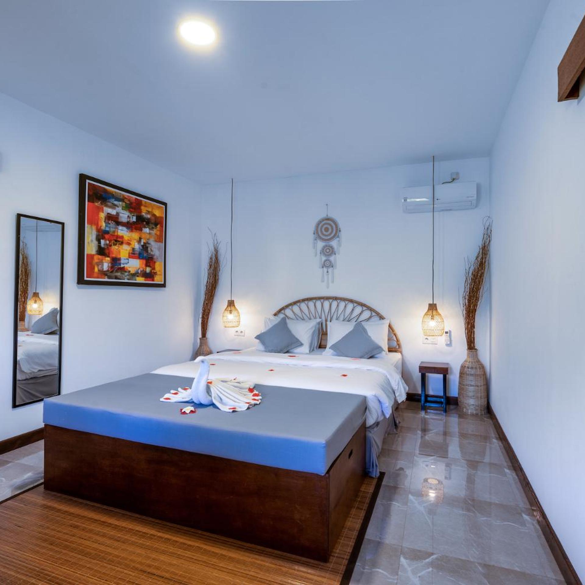 3 Bedrooms, Villa