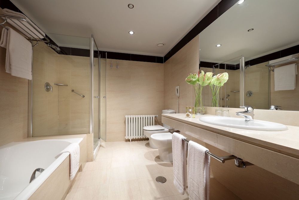 Room, Single, Double Bed, Eurostars Palacio Santa Marta 6/8