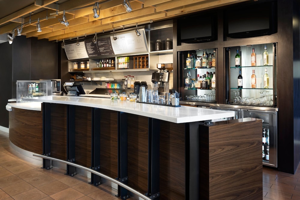 Courtyard By Marriott Austin Round Rock 44/54