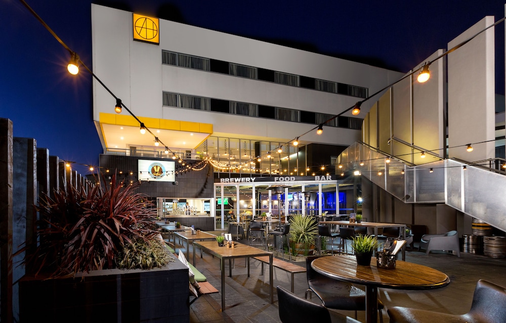 Atura Dandenong 33/60