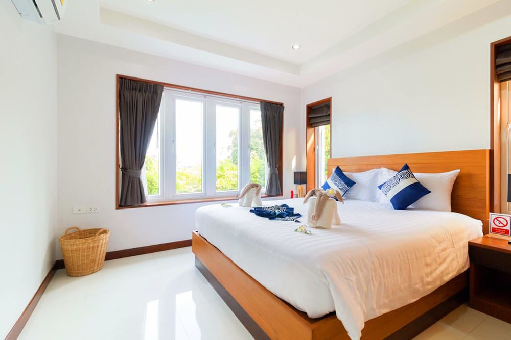 Surisa Seaview Pool Villas 6/38