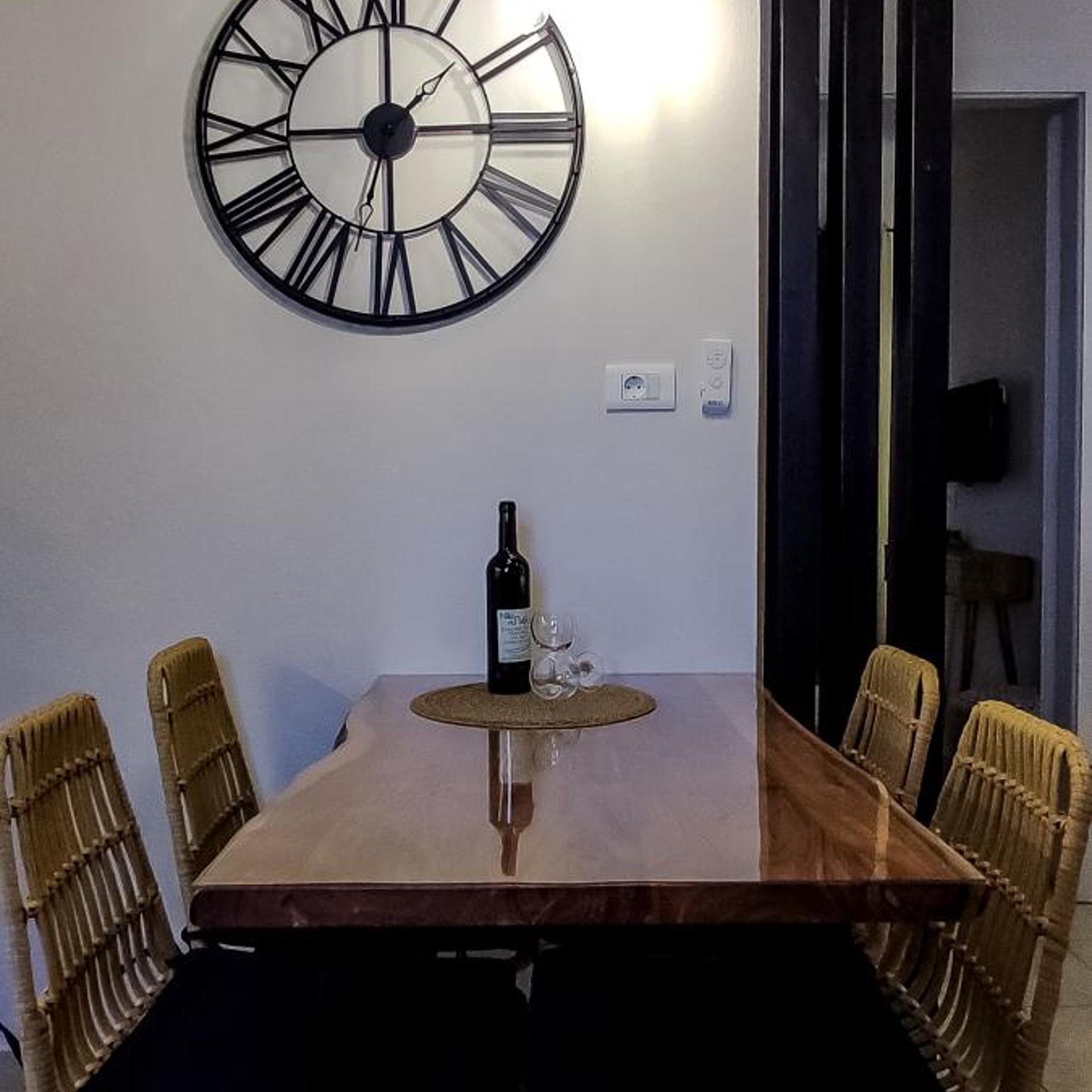 NIKI APARTMENTS 52/66