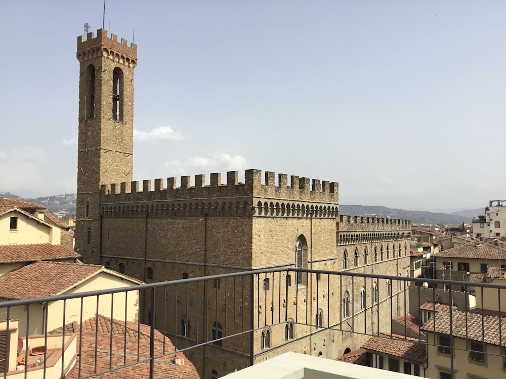 Hotel San Firenze Suites And Spa 72/75
