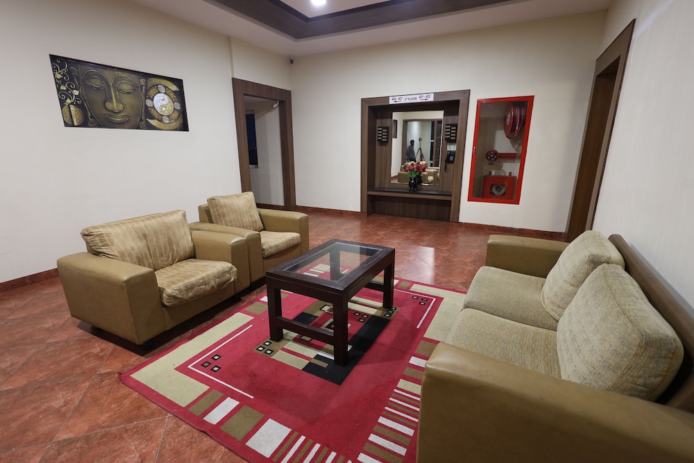 Abirami Residency 27/42