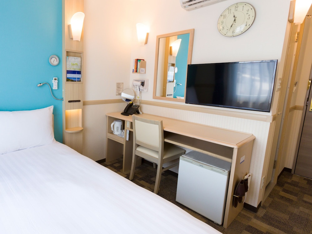 Toyoko Inn Toride Higashiguchi 9/36