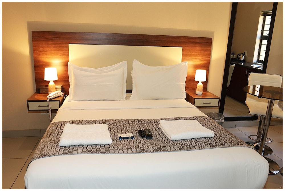 غرفة بسرير كوين، Eagle Nest Luxury Accommodation 4/4