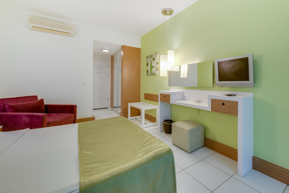 Armonia Holiday Village And Spa 23/49
