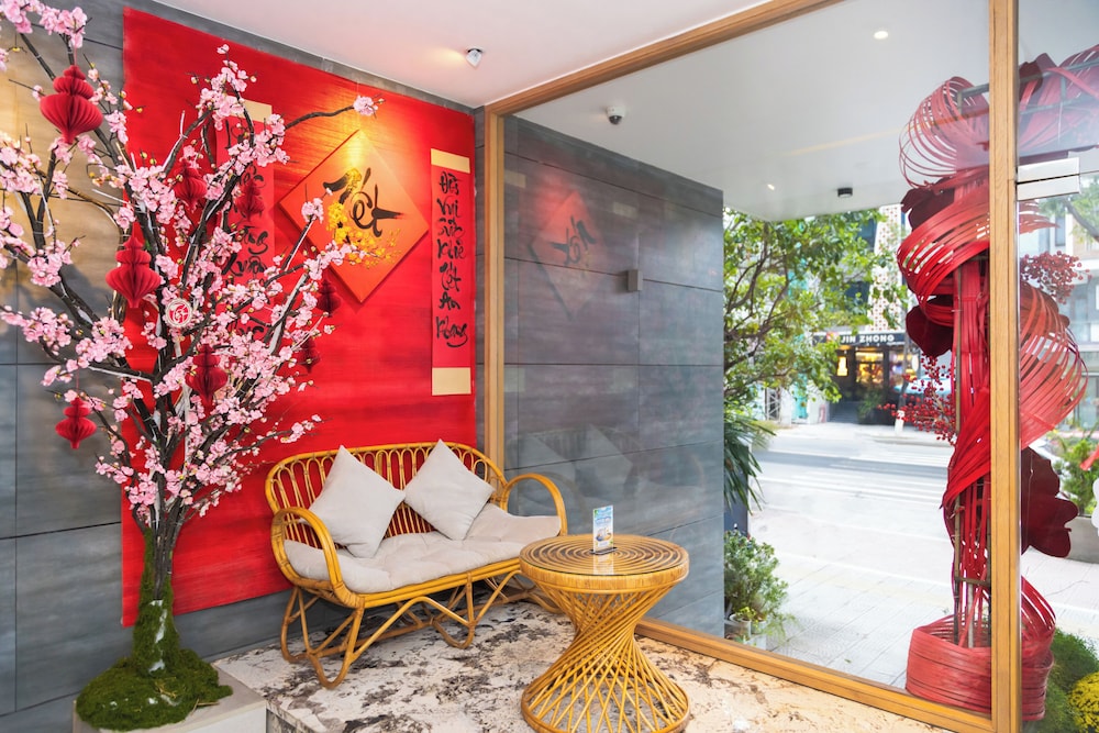 Shi House by Haviland 10/54