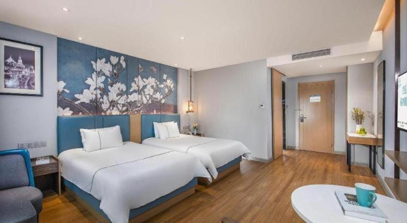 Magnotel Hotel (Dongxing Guomen Port) 25/50