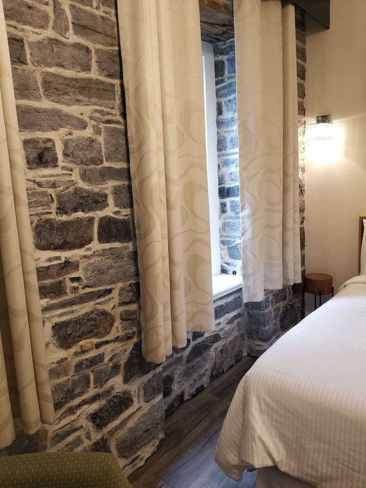 Auberge du Tresor 19/37