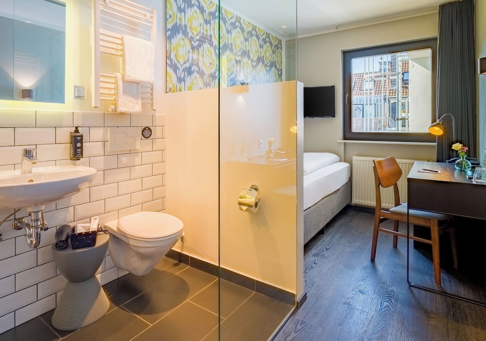 rugs HOTEL Koln 47/50