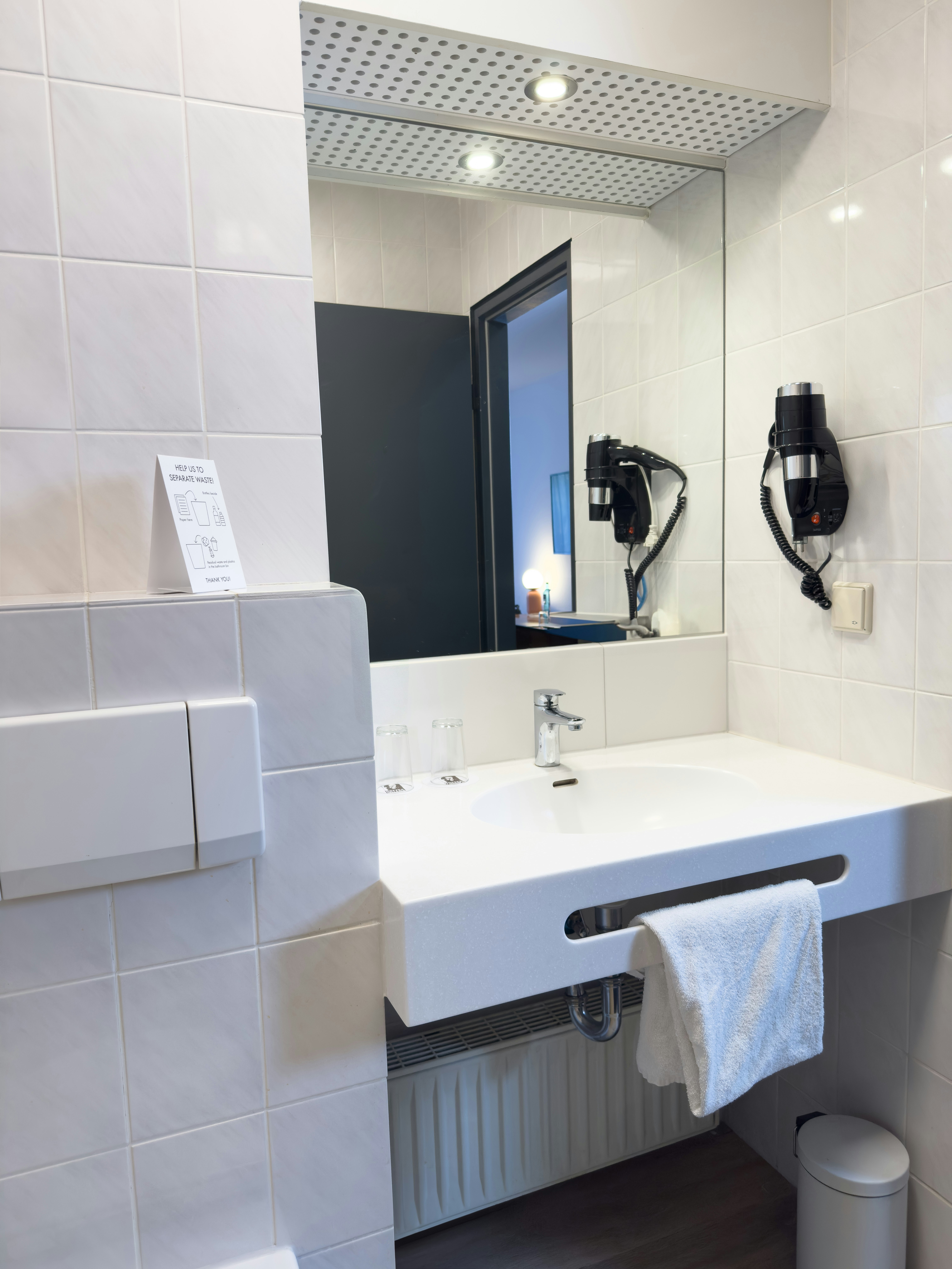 Hotel Frankfurt Airport 24/25