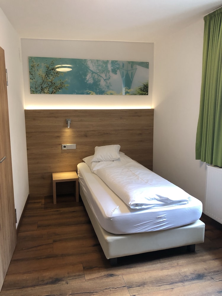 Hotel Ochsen 11/50
