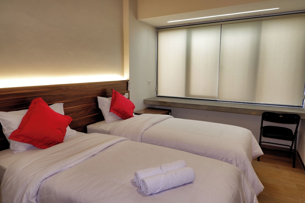 Guest House 555 NKI 10/50