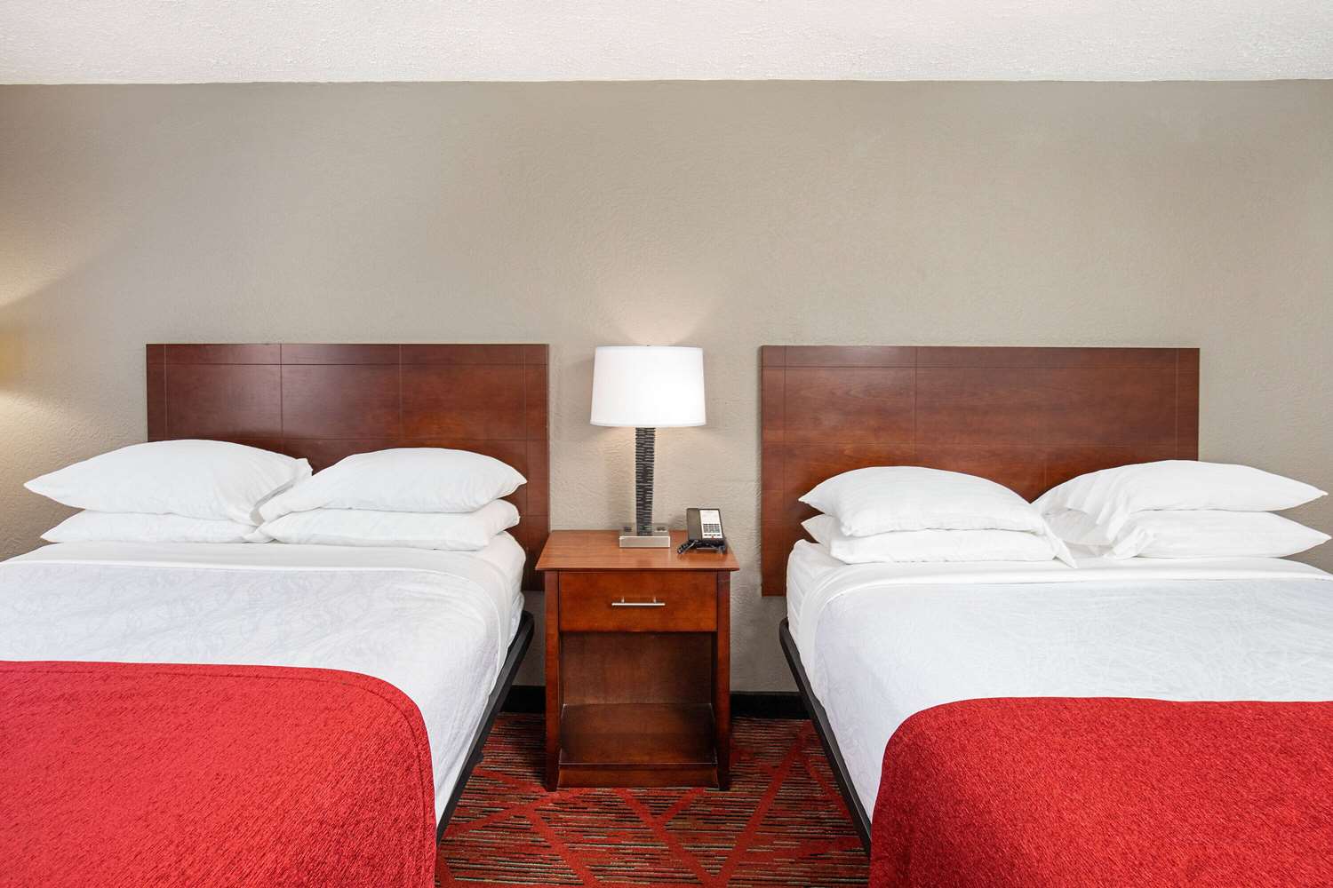 Ramada By Wyndham Bowling Green 22/45