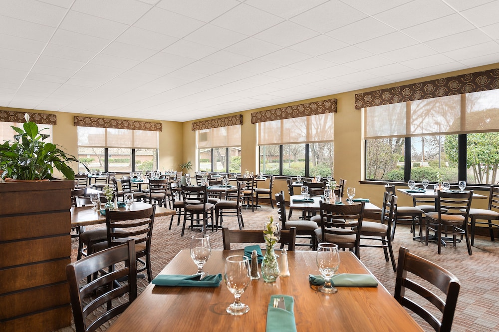 Gaia Hotel Spa Redding Ascend Hotel Collection 33/44