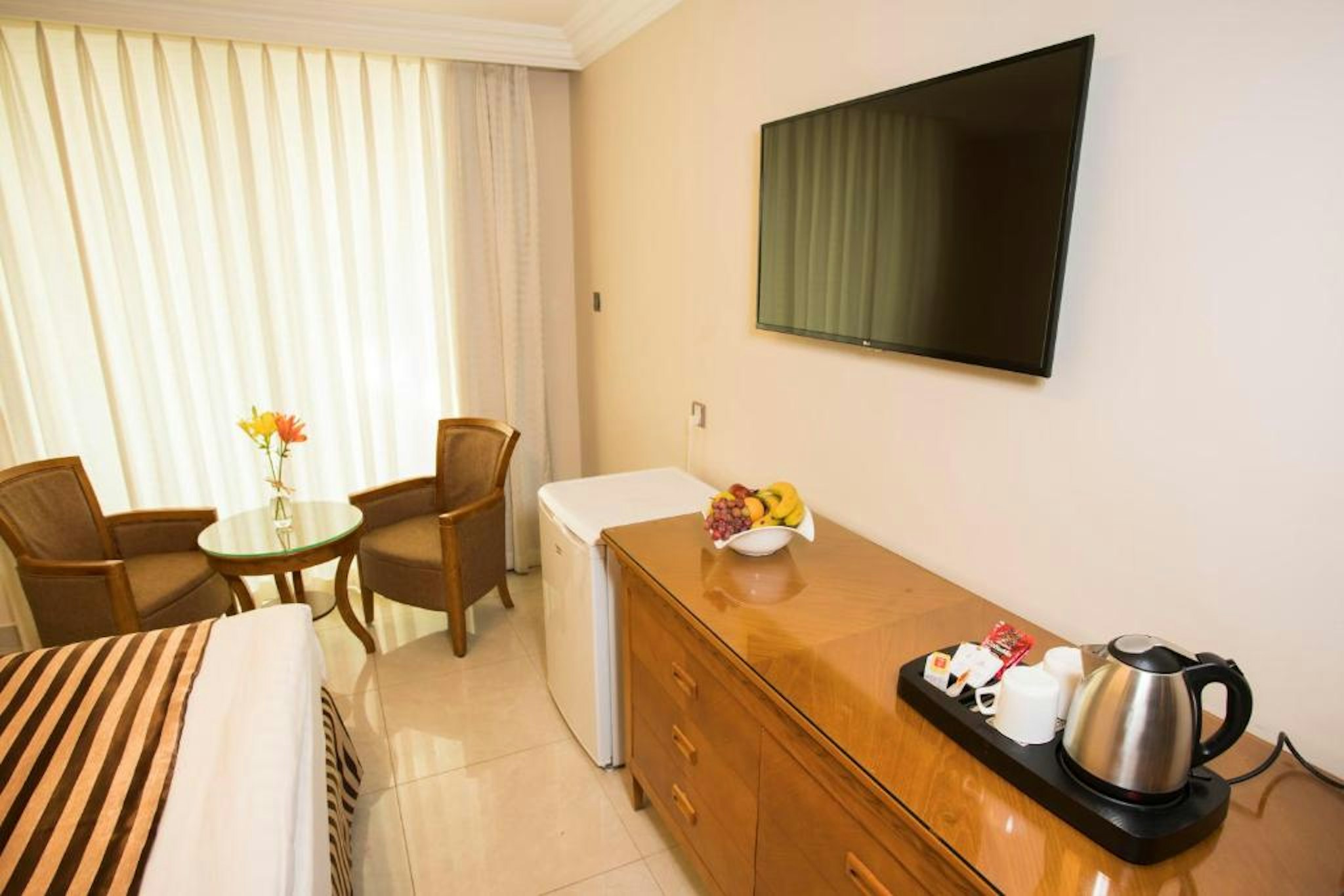 Dweik Hotel 3 7/12