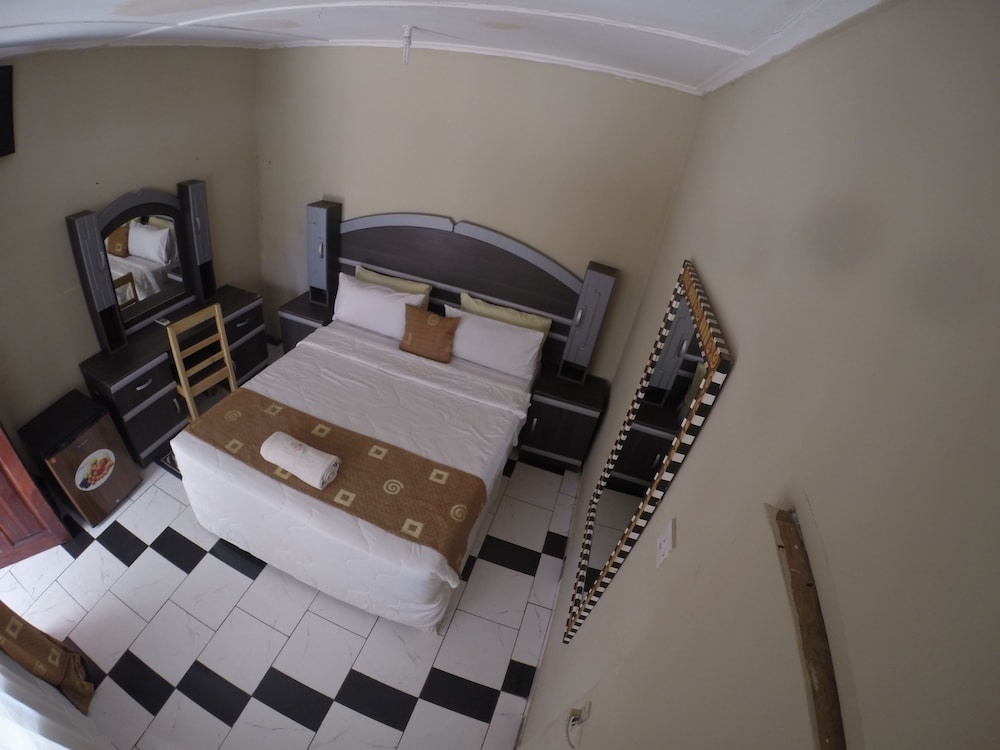 Golden Days Executive Lodge photo3