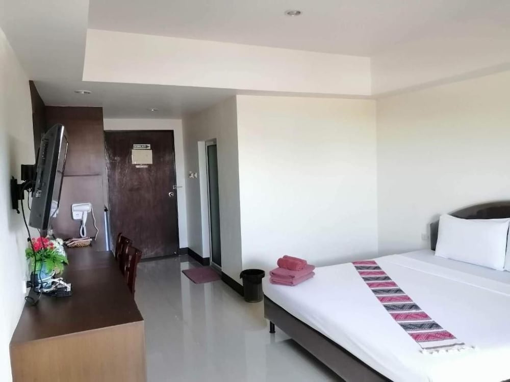 Pearl Place Hotel 17/48