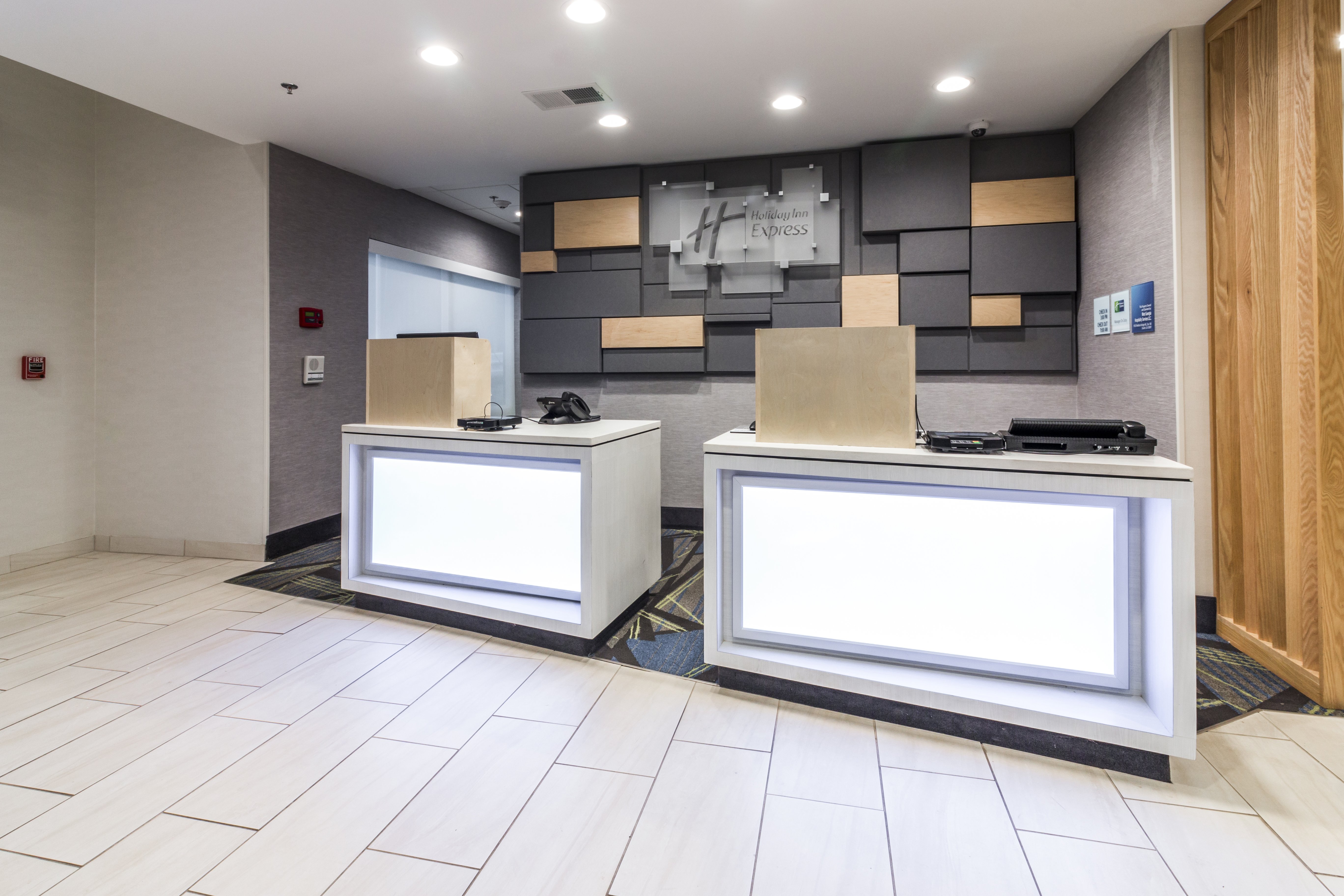 HOLIDAY INN EXPRESS VILLA RICA 5/38